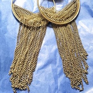 Metal chained earring